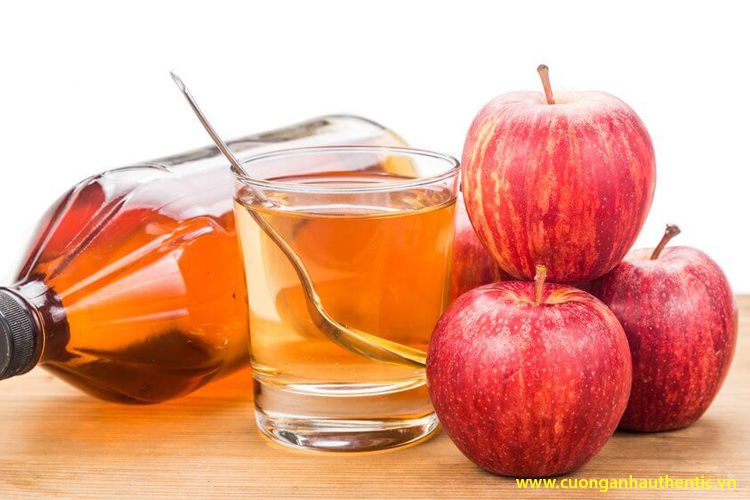 uống nước ép táo để giảm cân