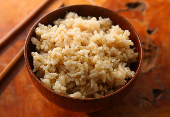 ăn cơm gạo lứt để giảm cân